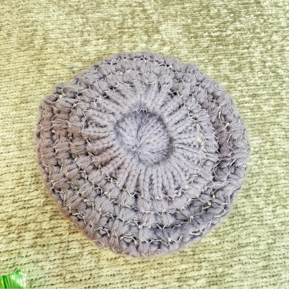 6for$20❤️bundle item! Claire's Soft Purple Knit Beret